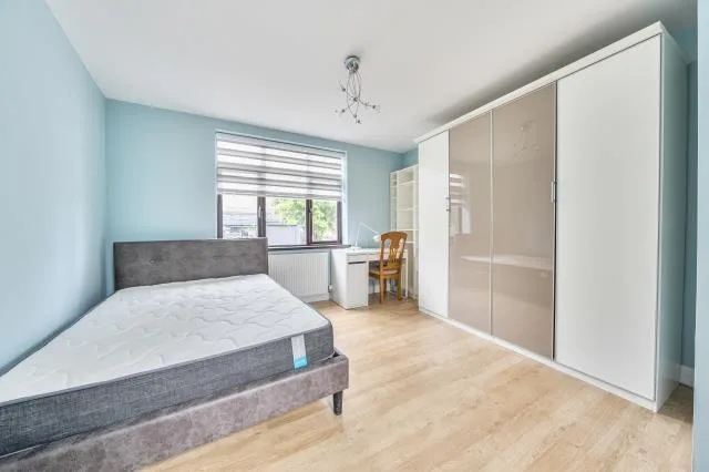 4 bedroom detached house for rent