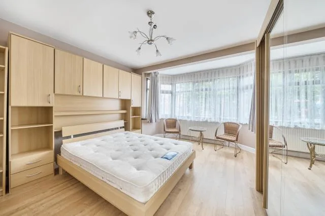 4 bedroom detached house for rent