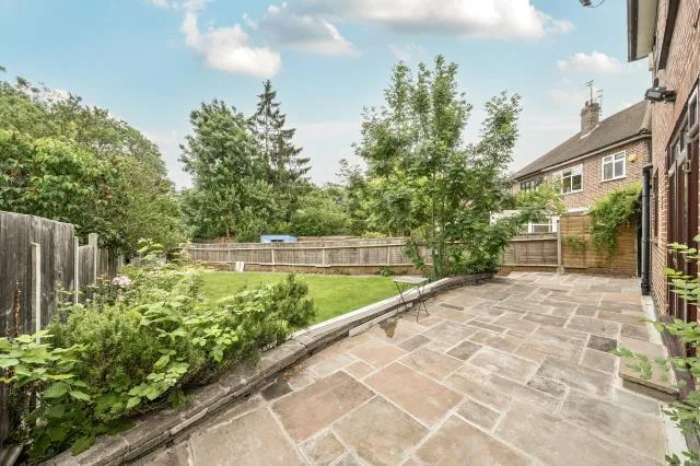 4 bedroom detached house for rent