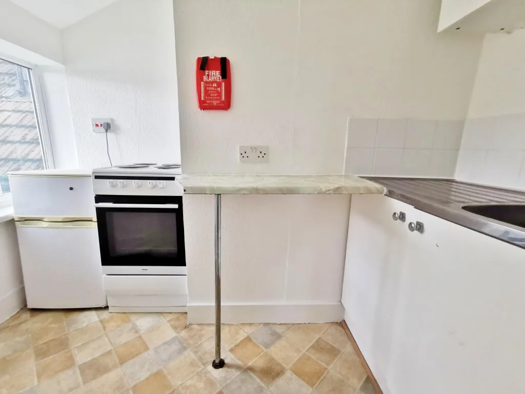 Studio flat for rent