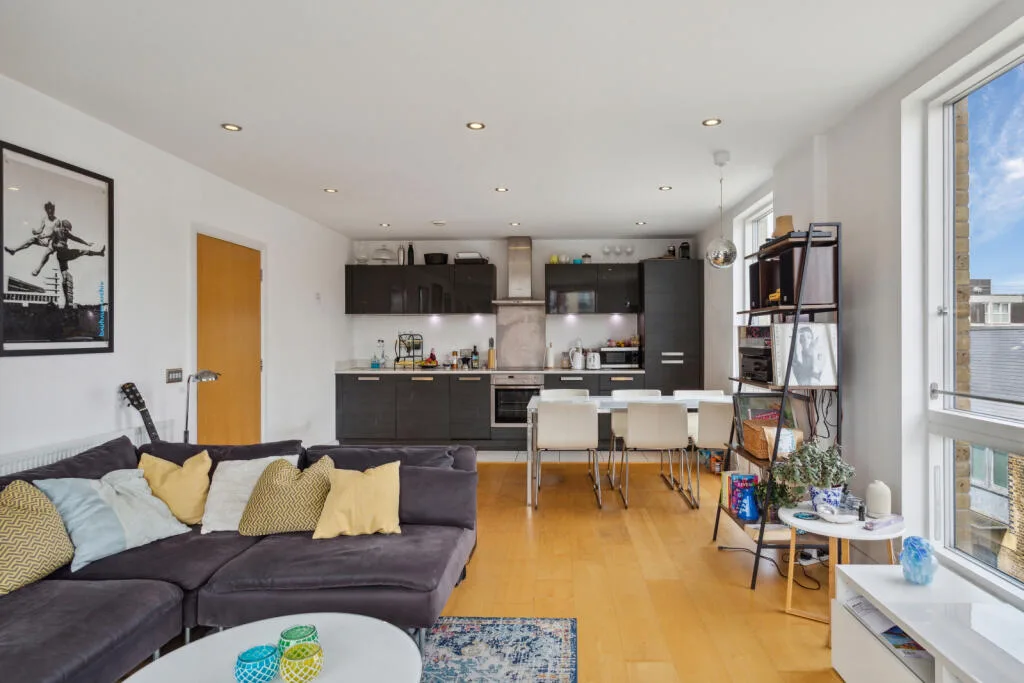 3 bedroom flat for rent