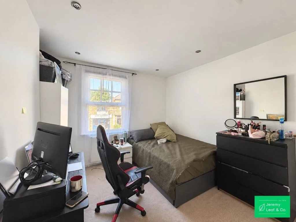 2 bedroom cottage for rent