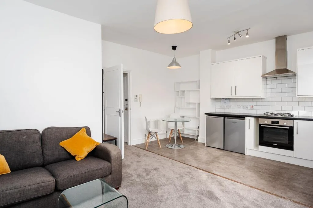 1 bedroom flat for rent