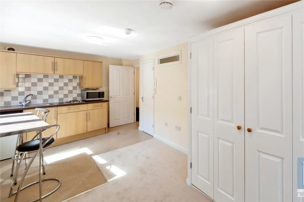Studio apartment for rent