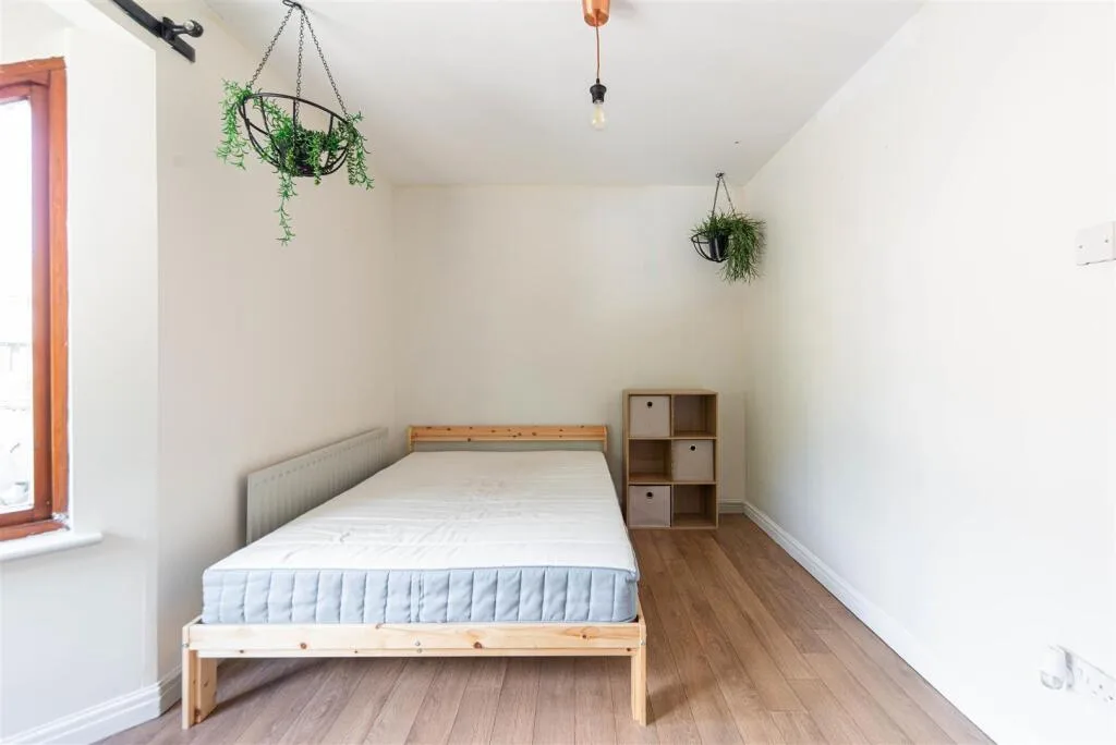 2 bedroom property for rent