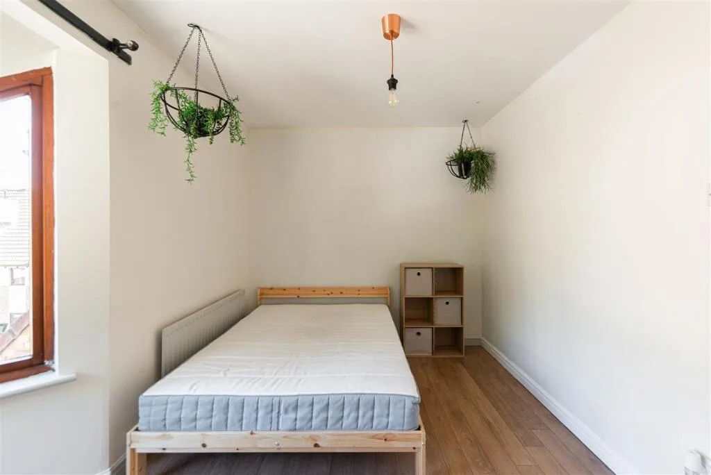 2 bedroom property for rent