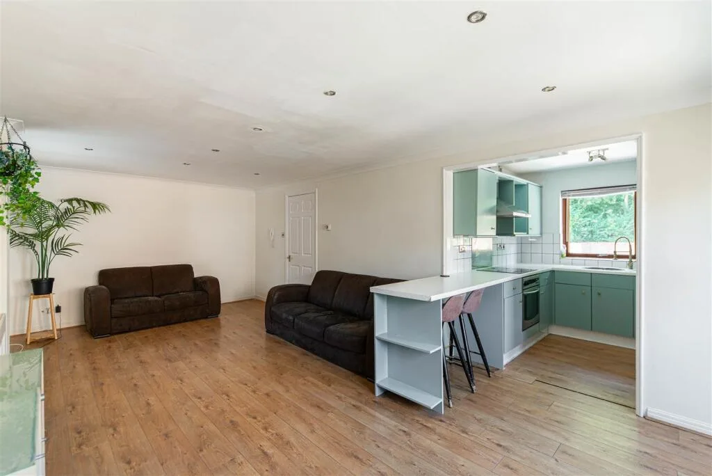 2 bedroom property for rent