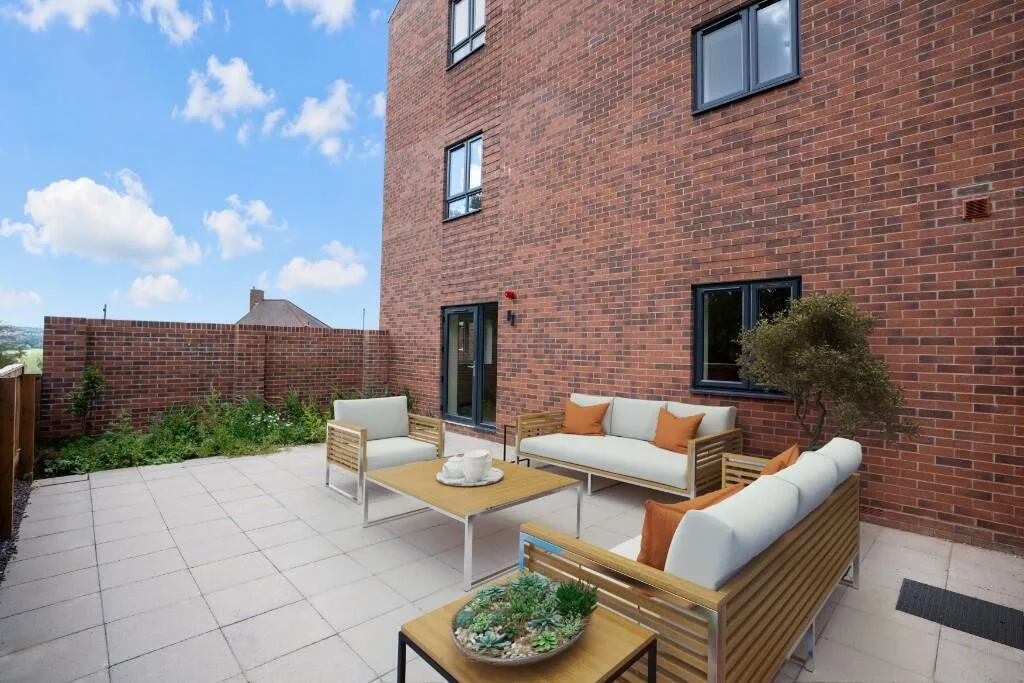 2 bedroom ground floor flat for rent