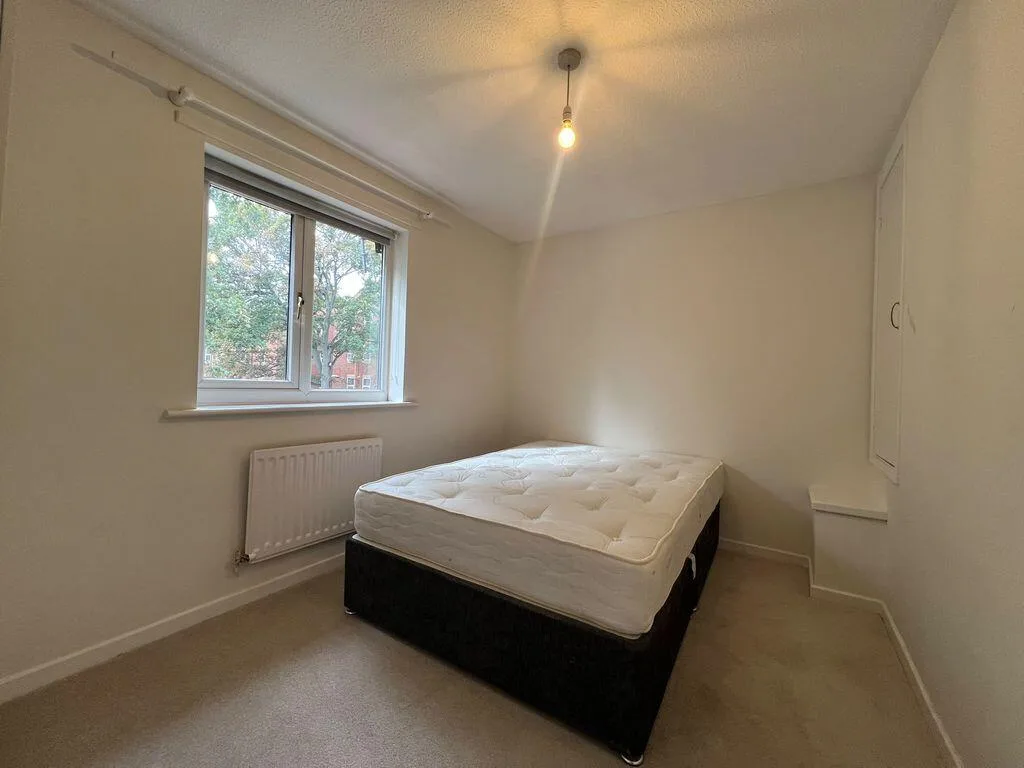 2 bedroom terraced house for rent