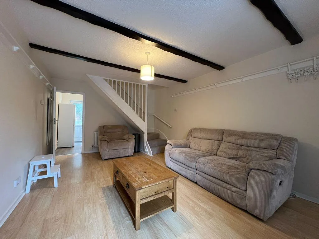2 bedroom terraced house for rent