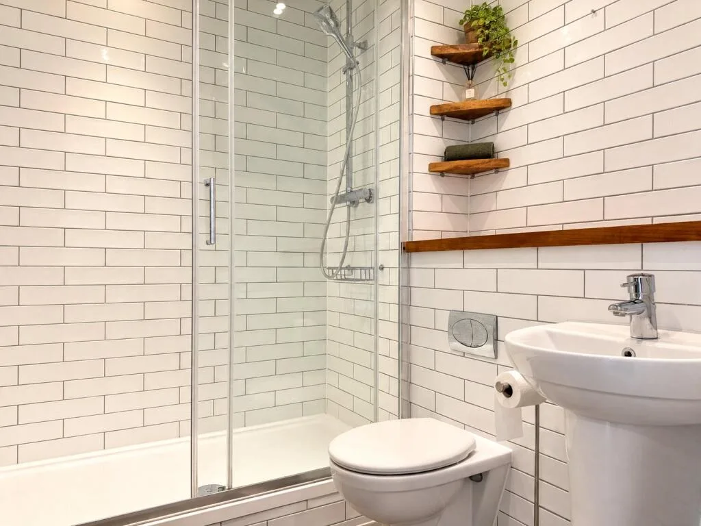 2 bedroom penthouse for rent