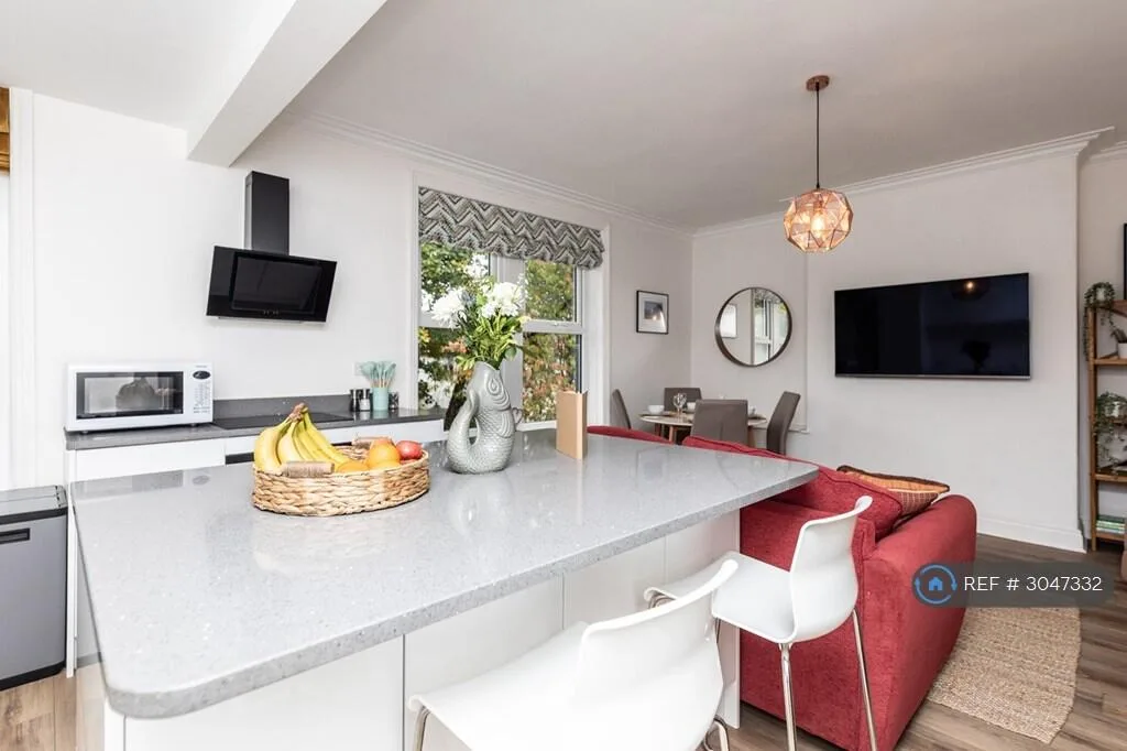 2 bedroom flat for rent