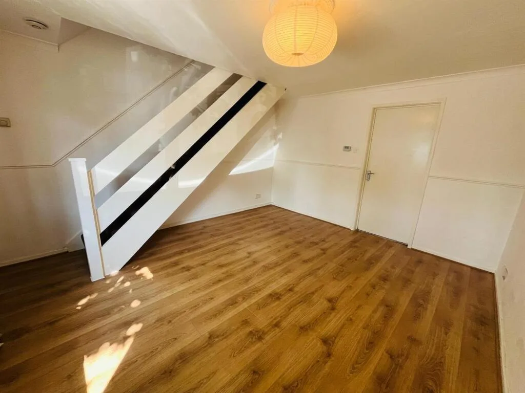 2 bedroom terraced house for rent