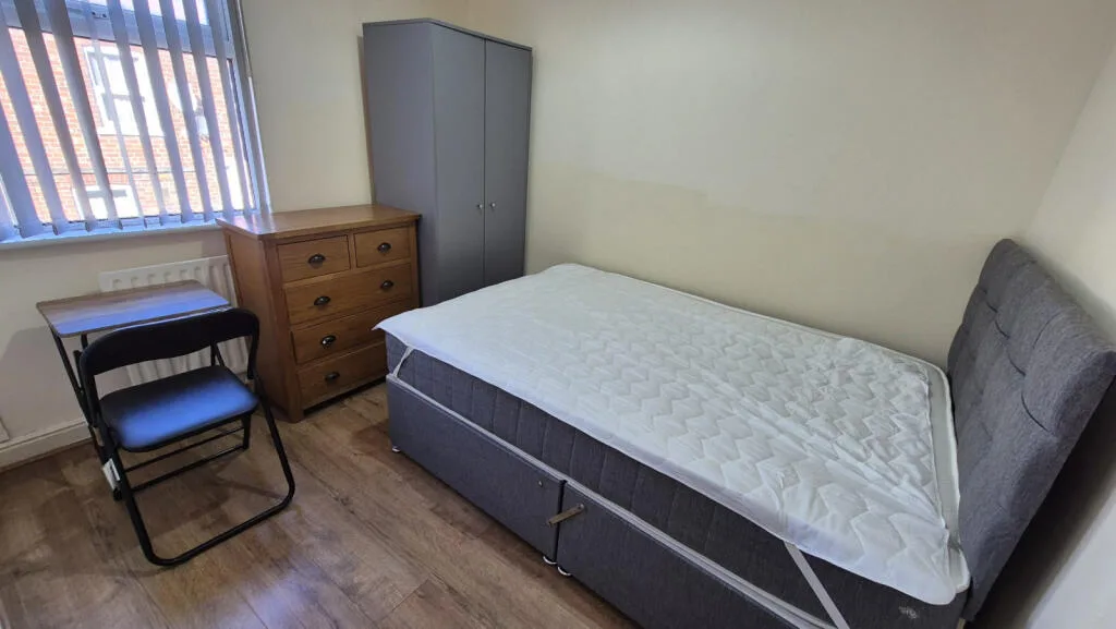 4 bedroom terraced house for rent