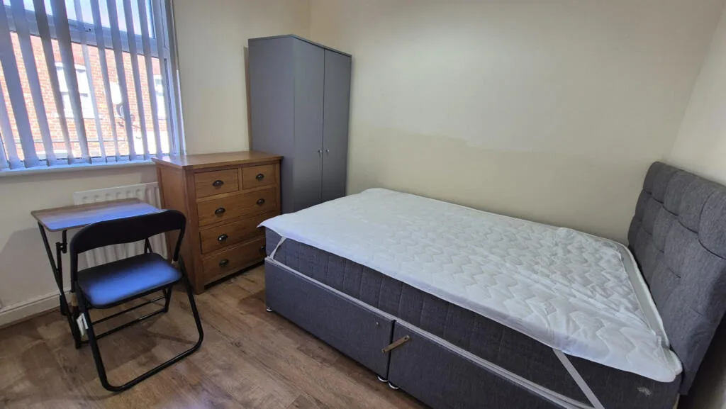 4 bedroom terraced house for rent