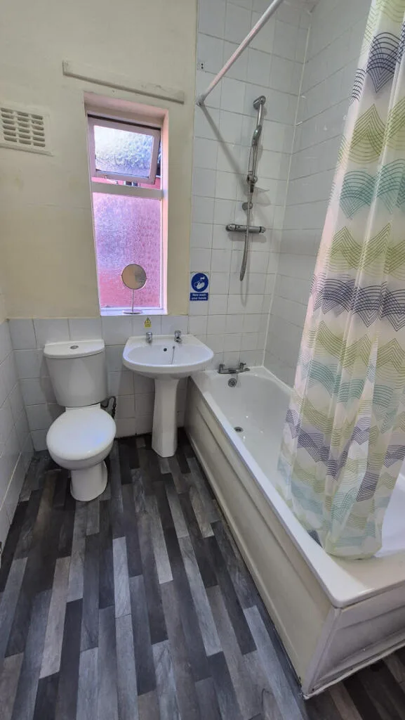 4 bedroom terraced house for rent