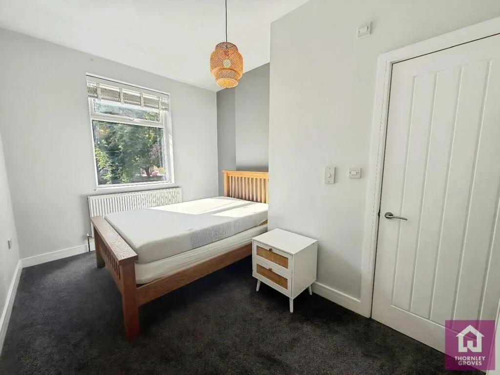 2 bedroom semi-detached house for rent
