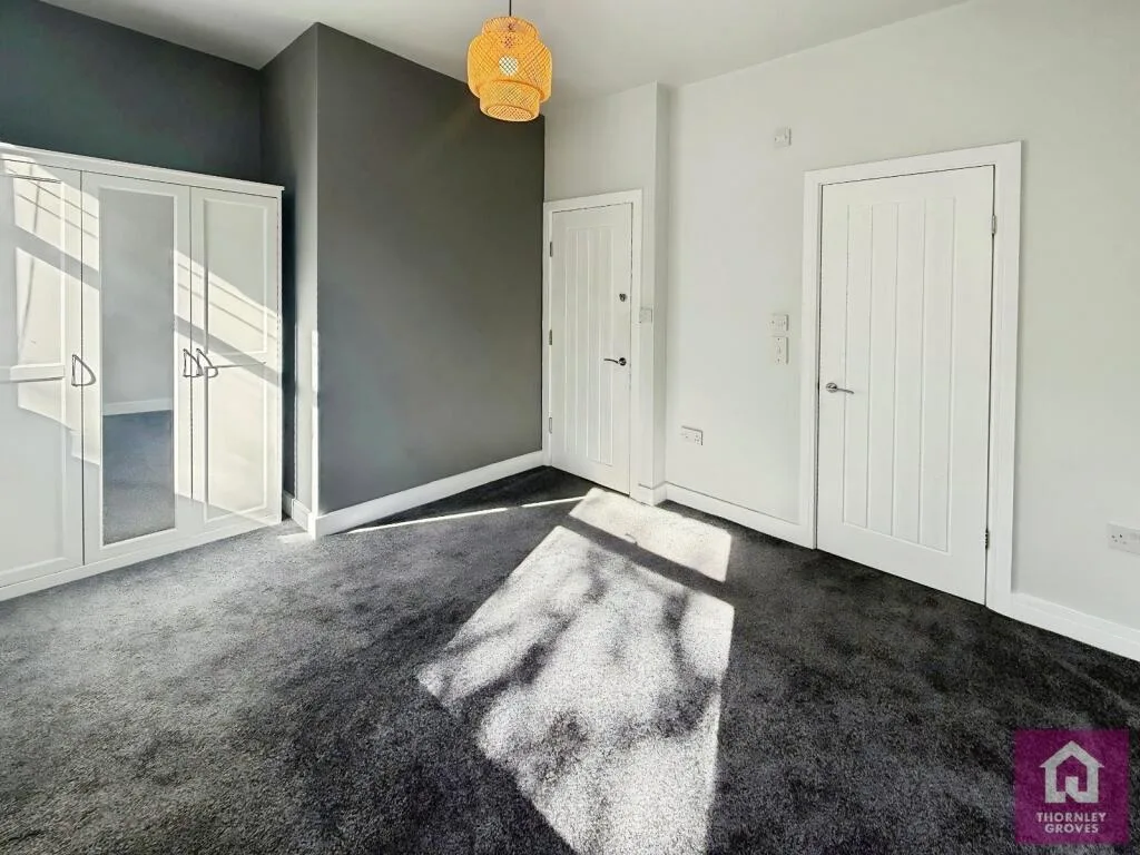 2 bedroom semi-detached house for rent