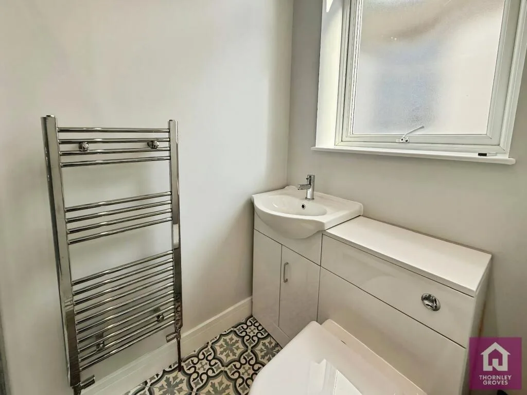 2 bedroom semi-detached house for rent
