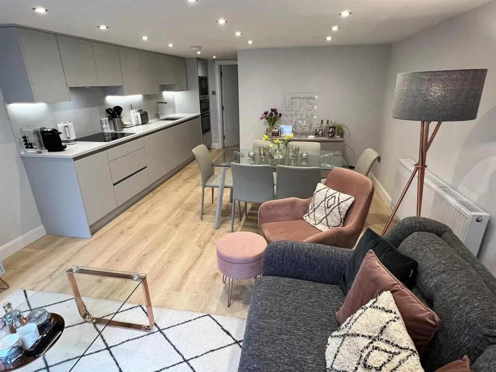 2 bedroom apartment for rent