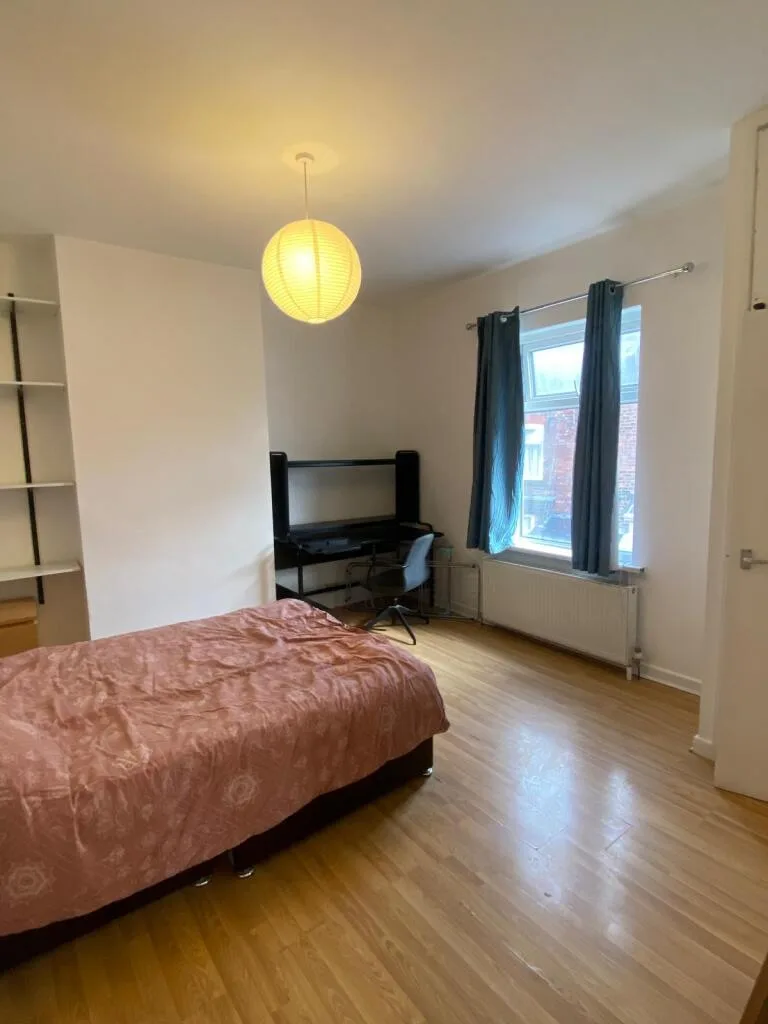4 bedroom terraced house for rent
