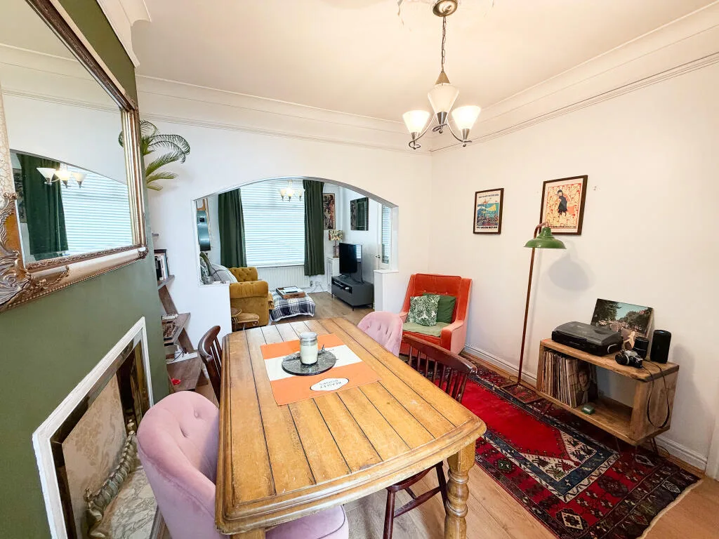 2 bedroom terraced house for rent