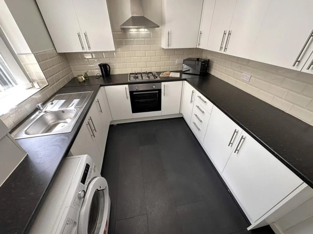 1 bedroom house for rent