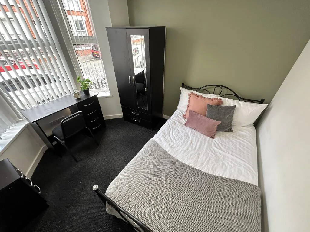 1 bedroom house for rent