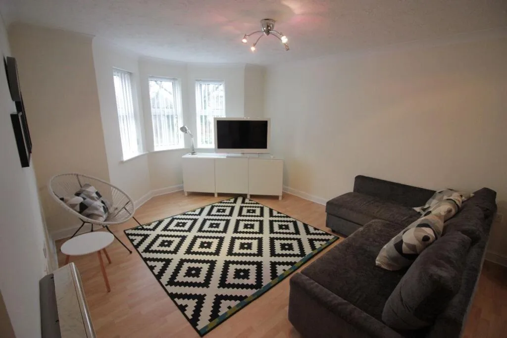 2 bedroom apartment for rent