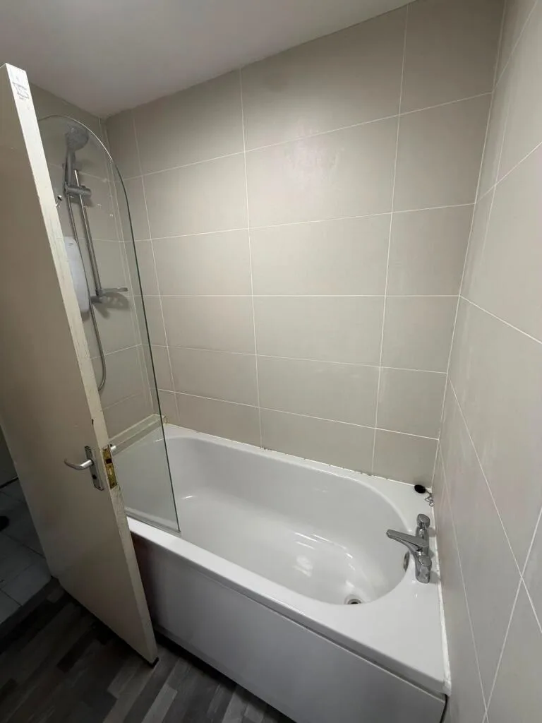 4 bedroom flat for rent