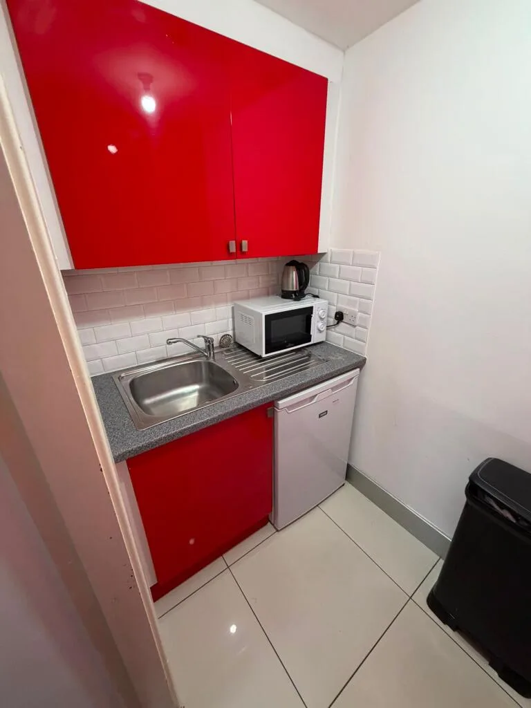 4 bedroom flat for rent