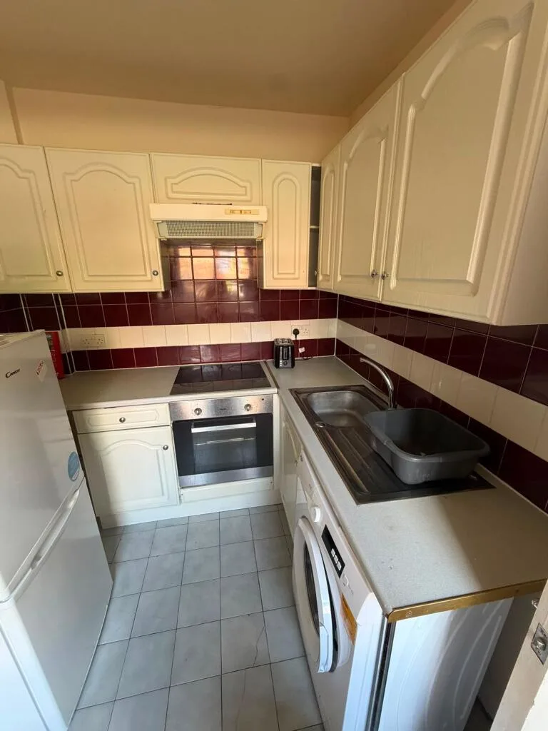 4 bedroom flat for rent