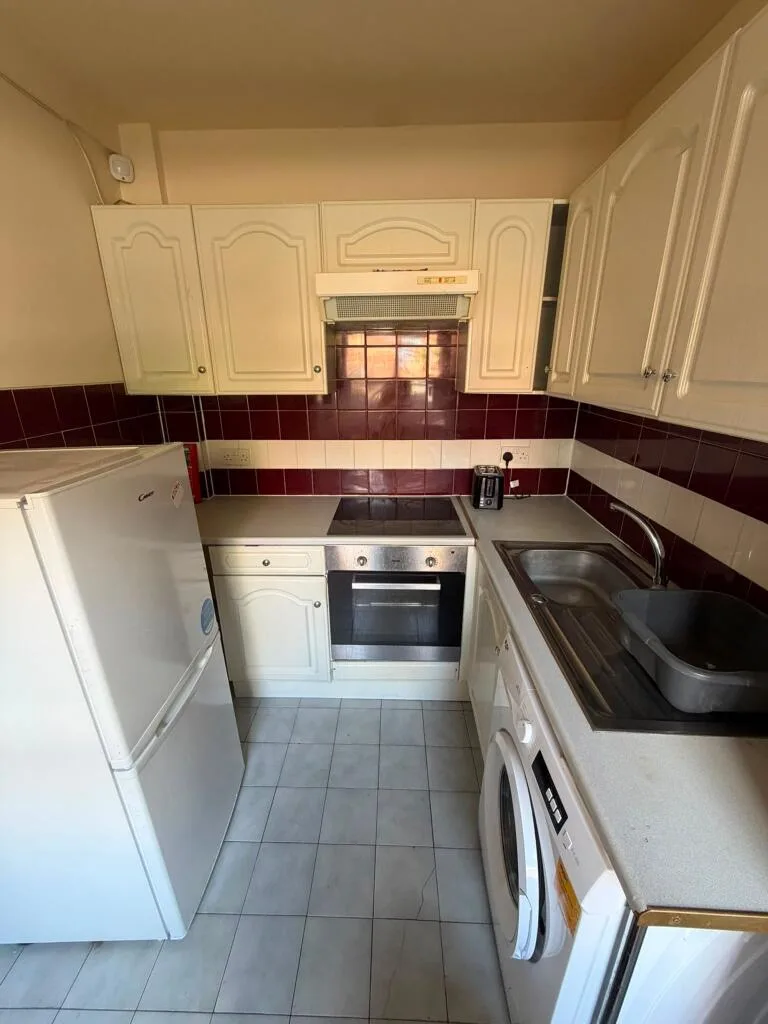 4 bedroom flat for rent