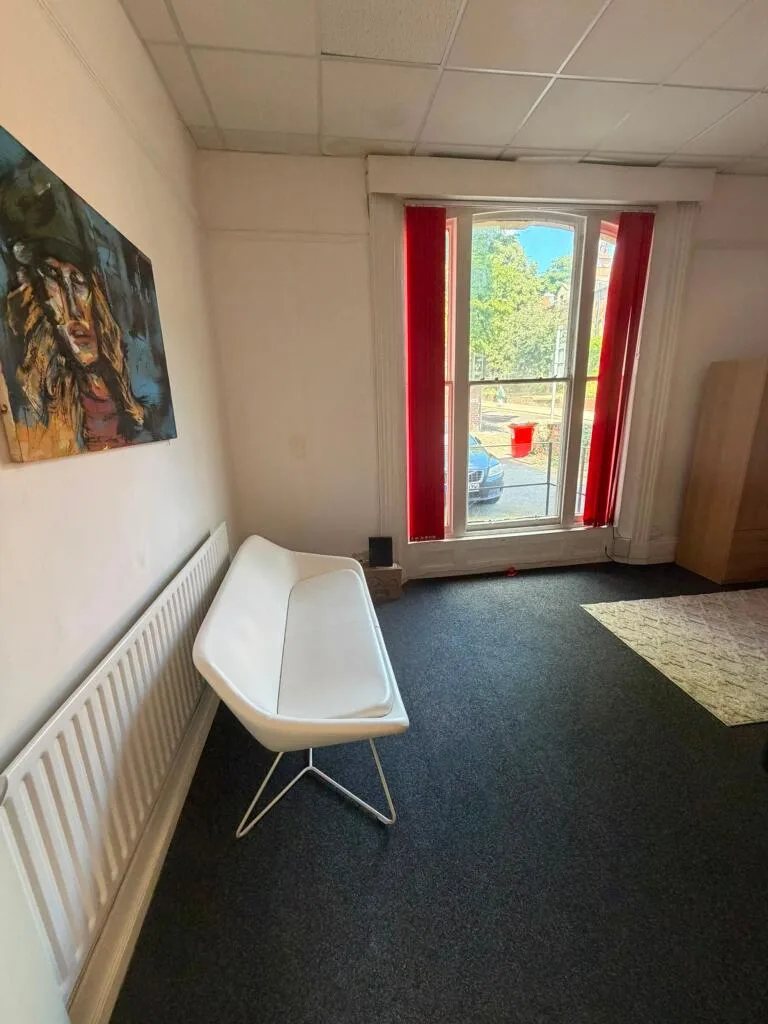 4 bedroom flat for rent