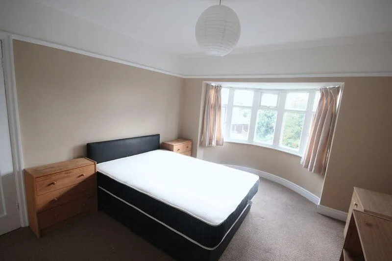 3 bedroom semi-detached house for rent