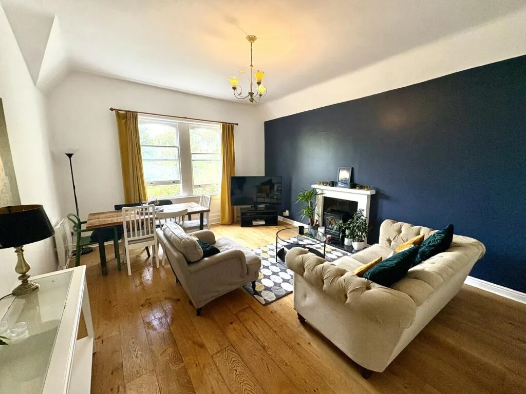 2 bedroom flat for rent