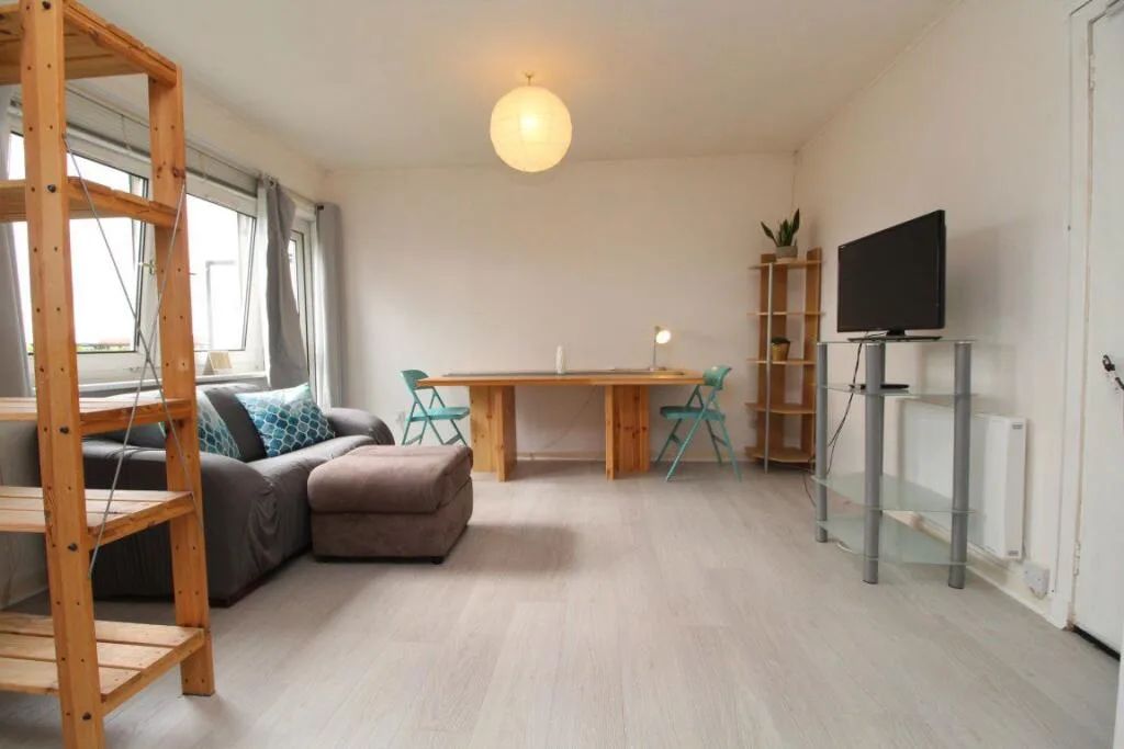 Studio flat for rent