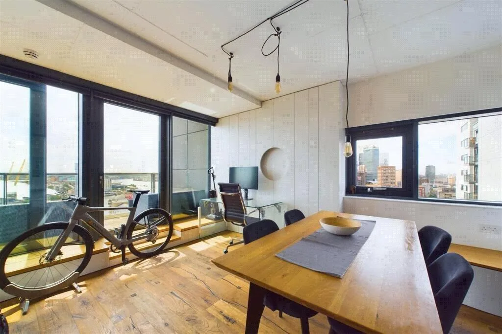 2 bedroom penthouse for rent