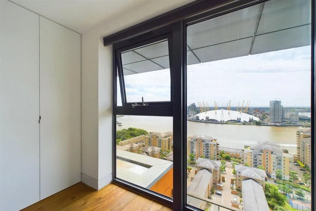 2 bedroom penthouse for rent