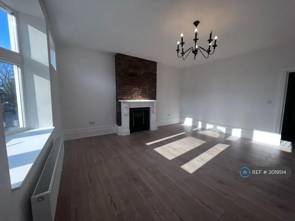3 bedroom flat for rent
