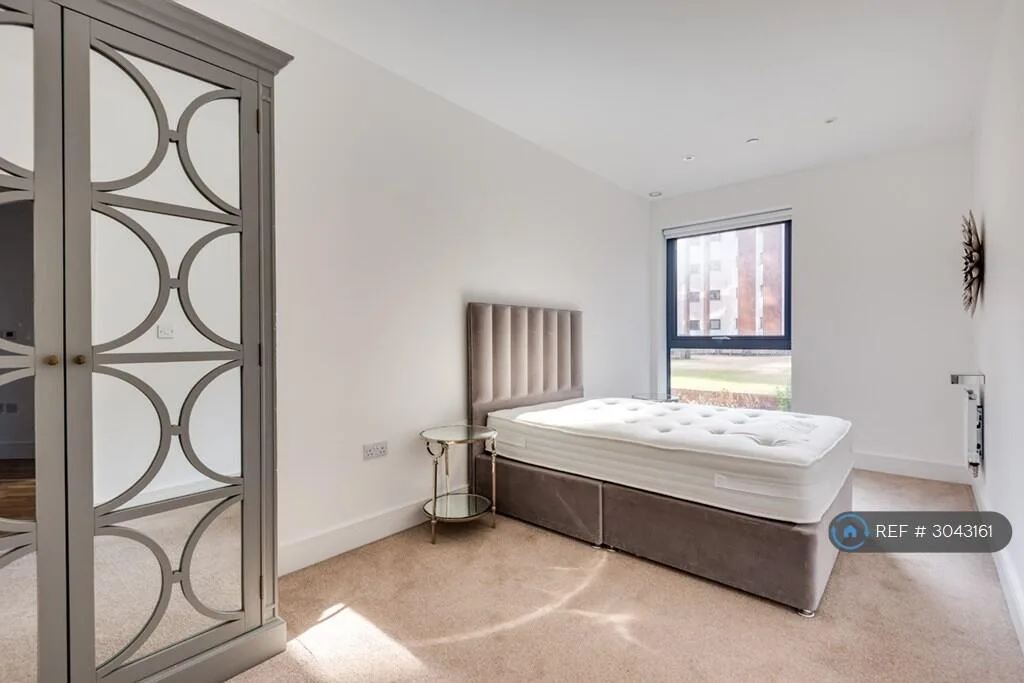 3 bedroom flat for rent