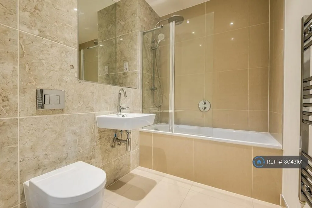 3 bedroom flat for rent