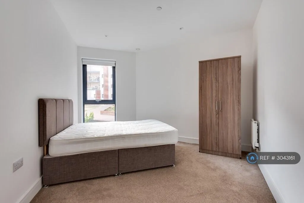3 bedroom flat for rent