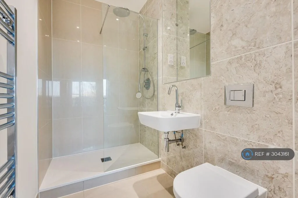 3 bedroom flat for rent