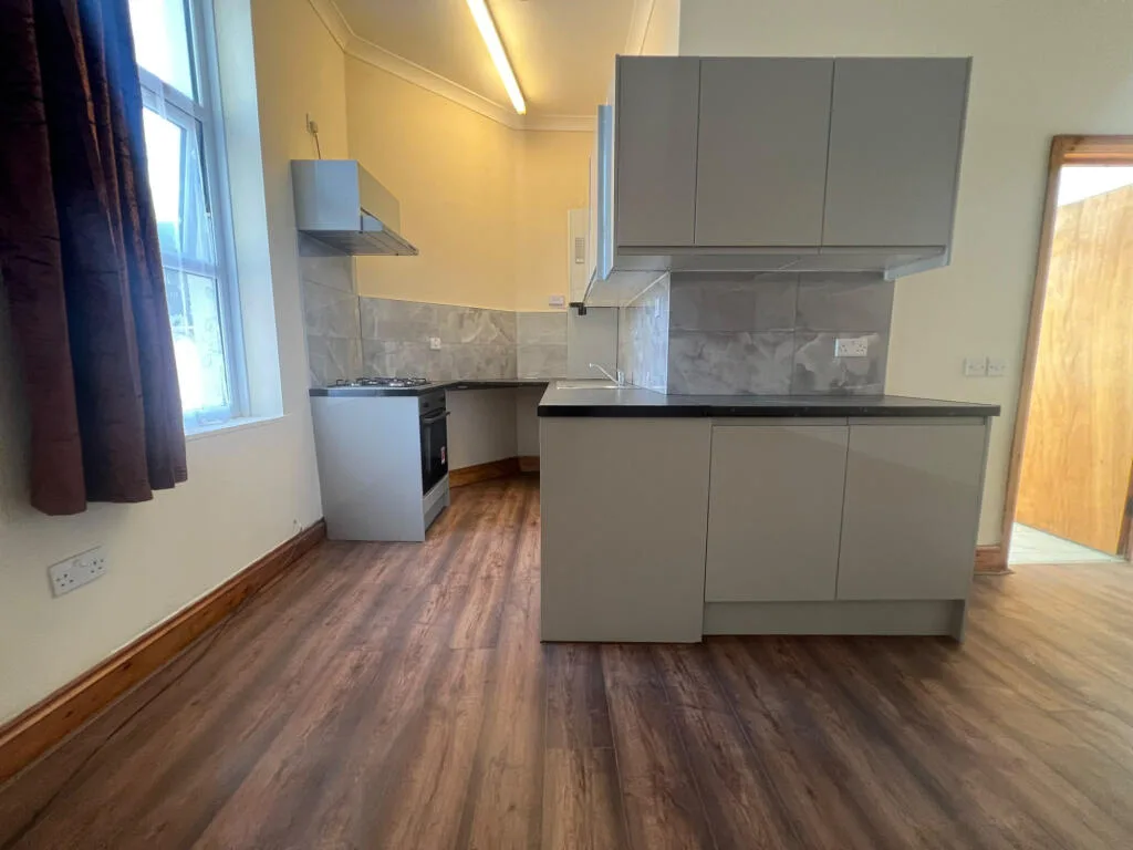 2 bedroom flat for rent