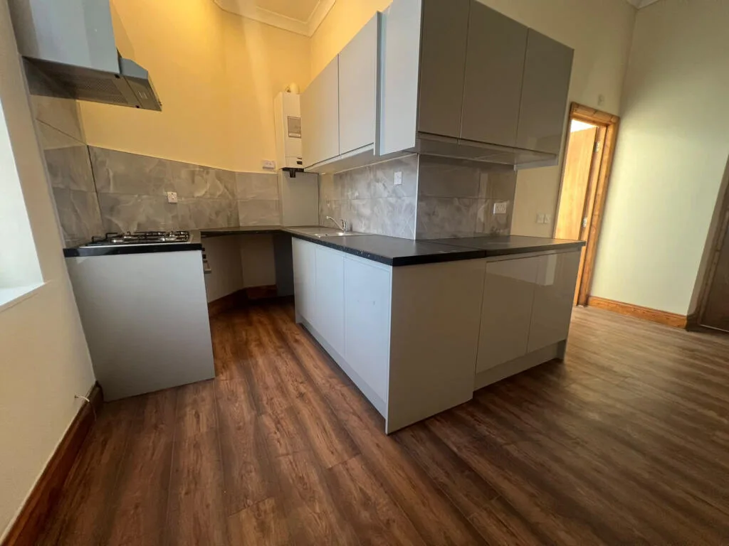 2 bedroom flat for rent