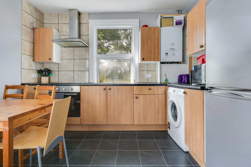 3 bedroom flat for rent