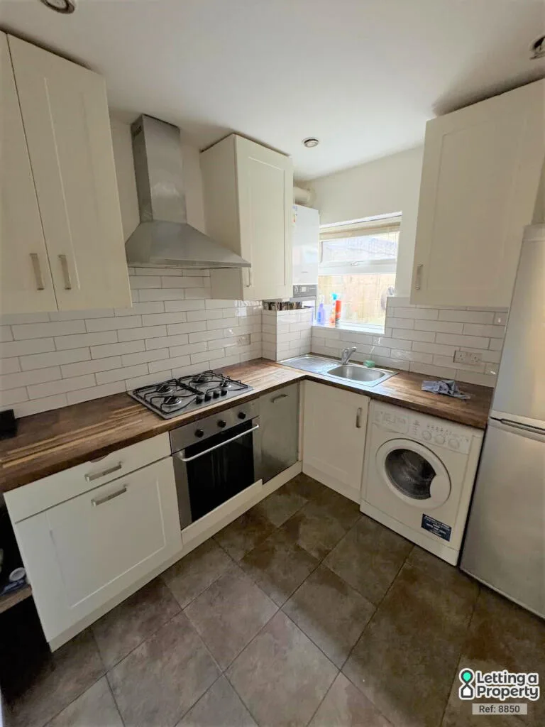 1 bedroom ground floor flat for rent