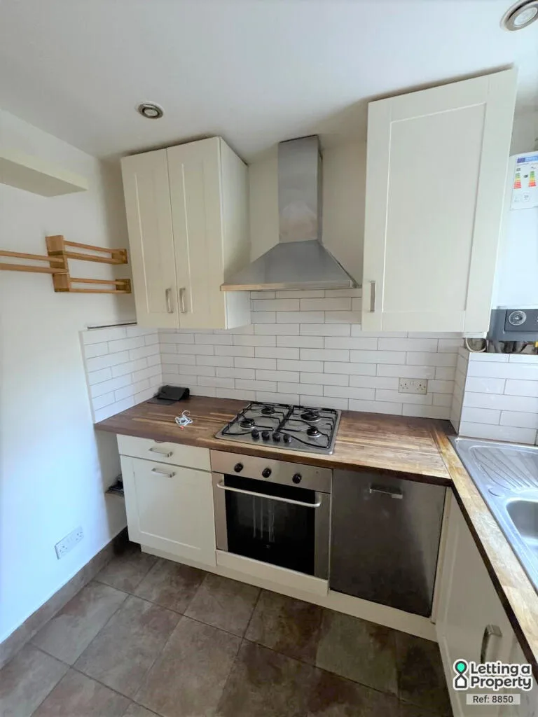1 bedroom ground floor flat for rent