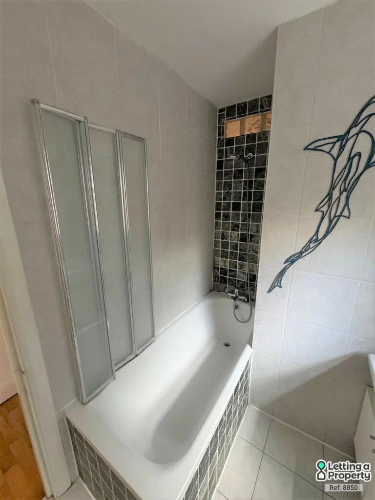 1 bedroom ground floor flat for rent